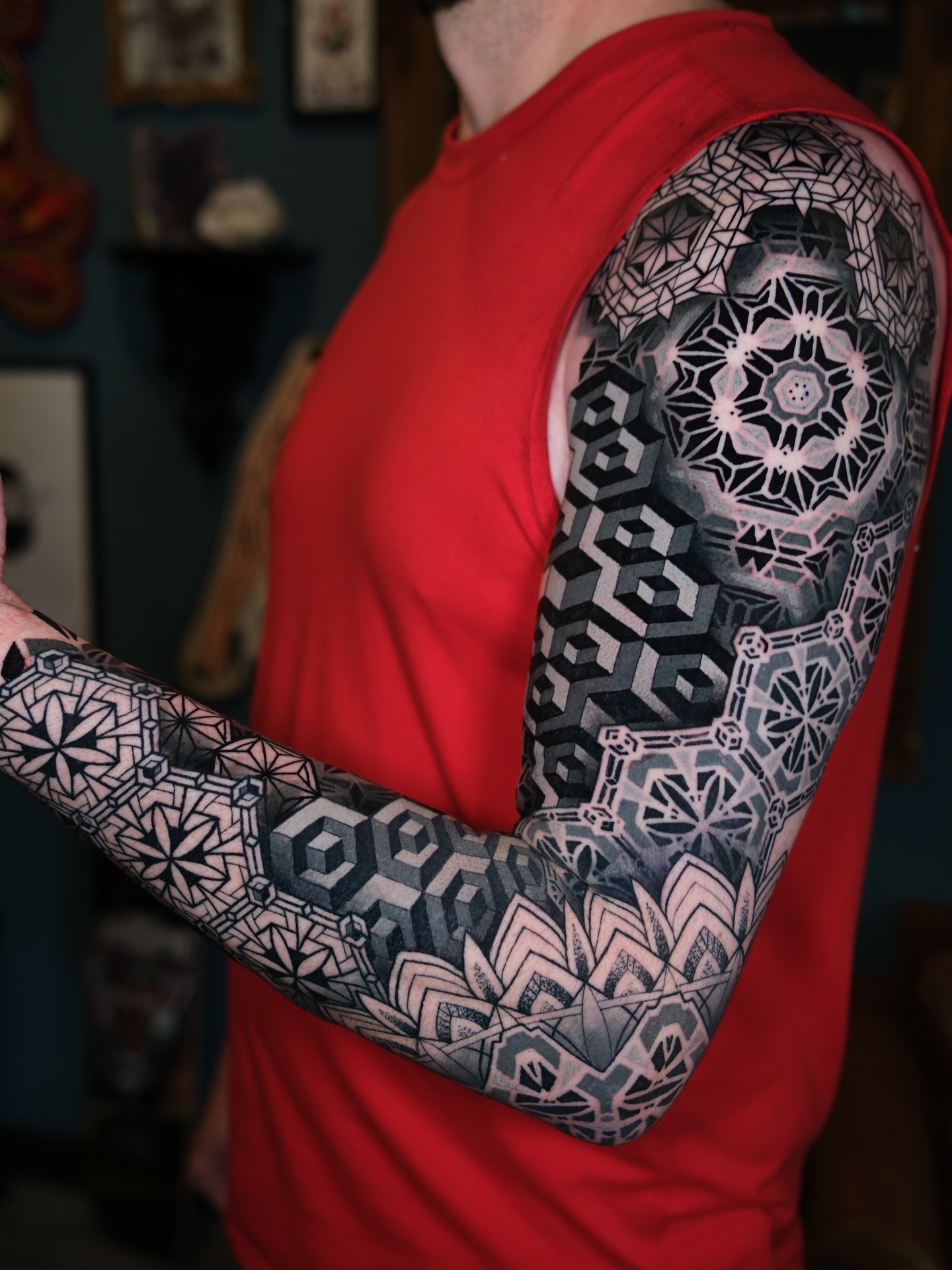 Raul Wesche sacred geometry tattoo