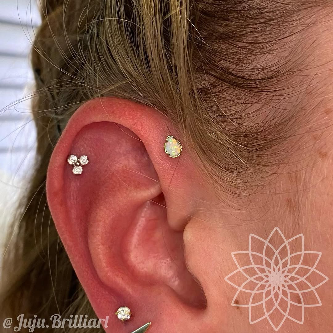 Juju 😸 (Julia Claire) tattoo